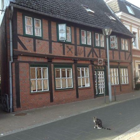 Gaestehaus Oh-La-La Wilster Exteriör bild